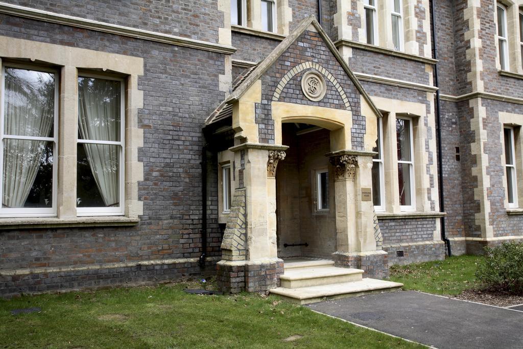 Basingstoke Apartments - Sherborne House, City Centre Victorian Apartments Exterior foto